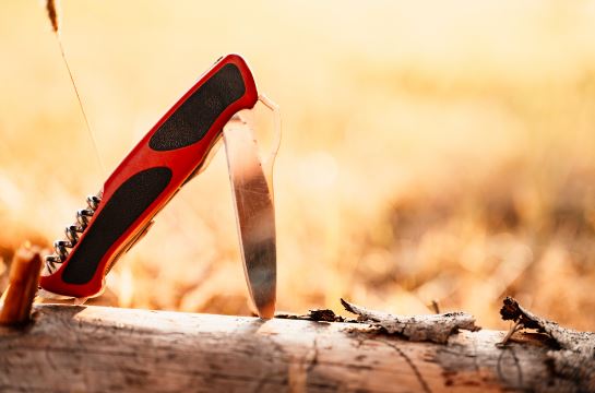 Pack Less, Do More: How to Choose Multifunctional Camping Tools That Elevate Every Trip