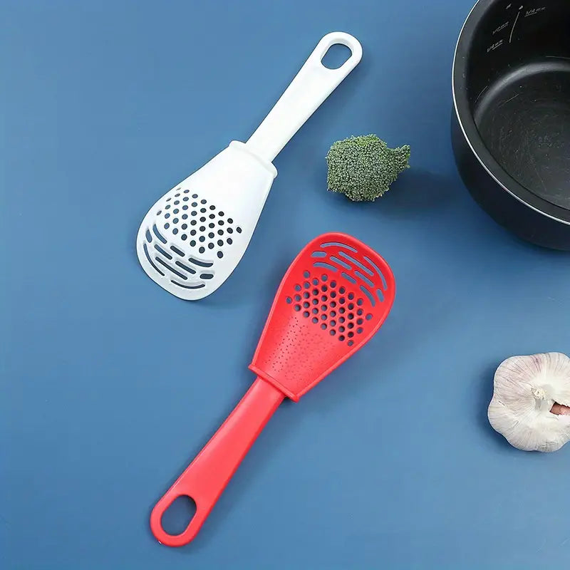 Multifunctional Kitchen Spoon for Grinding and Cooking