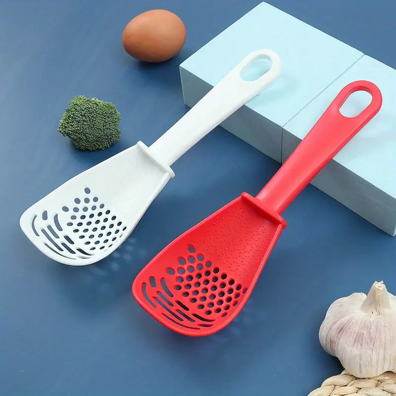 Multifunctional Kitchen Spoon for Grinding and Cooking
